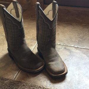 Boys size 13 western boot